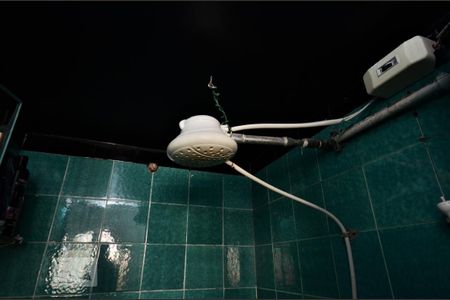 Casa para alugar com 450m², 4 quartos e 1 vagaChuveiro