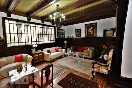 Casa para alugar com 450m², 4 quartos e 1 vagaSala de Estar