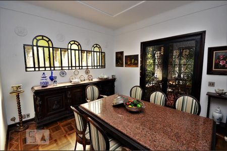 Casa para alugar com 450m², 4 quartos e 1 vagaSala de Jantar 1