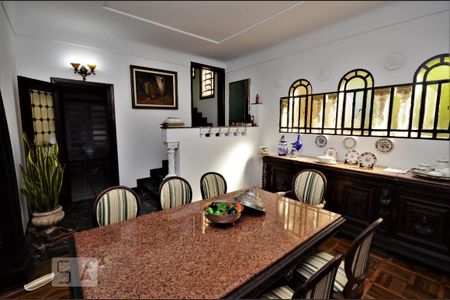 Casa para alugar com 450m², 4 quartos e 1 vagaSala de Jantar 1