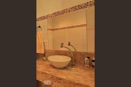 Apartamento para alugar com 137m², 3 quartos e 2 vagasBanheiro Social