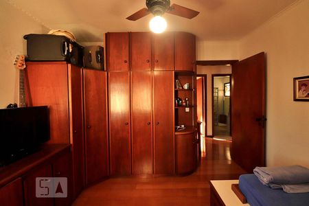 Apartamento para alugar com 137m², 3 quartos e 2 vagasQuarto 3