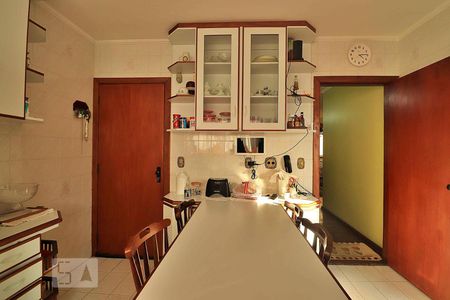 Apartamento para alugar com 137m², 3 quartos e 2 vagasCozinha