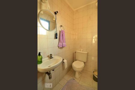 Apartamento para alugar com 137m², 3 quartos e 2 vagasBanheiro de Serviço