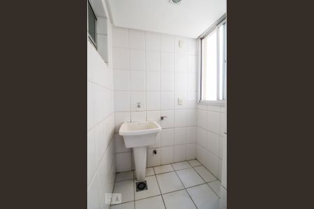 Apartamento para alugar com 70m², 3 quartos e 1 vagaÁrea de serviço