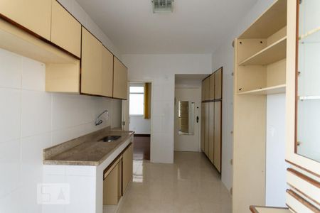 Apartamento à venda com 100m², 3 quartos e 1 vagaCozinha