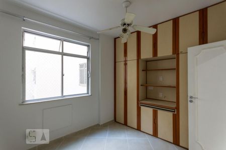 Apartamento à venda com 100m², 3 quartos e 1 vagaQuarto