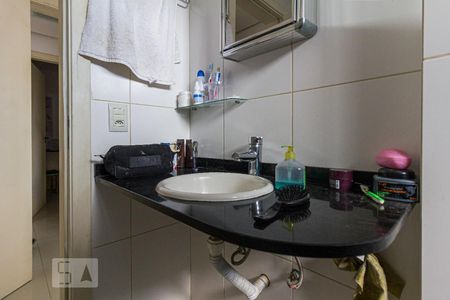 Banheiro da Suíte de apartamento à venda com 2 quartos, 86m² em Sarandi, Porto Alegre