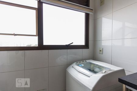 Apartamento à venda com 86m², 2 quartos e 2 vagasArea de serviço