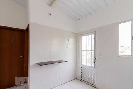 Studio de kitnet/studio para alugar com 1 quarto, 20m² em Jardim Dourado, Guarulhos