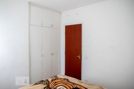 Quarto 1 de apartamento para alugar com 2 quartos, 48m² em Vila Brasílio Machado, São Paulo