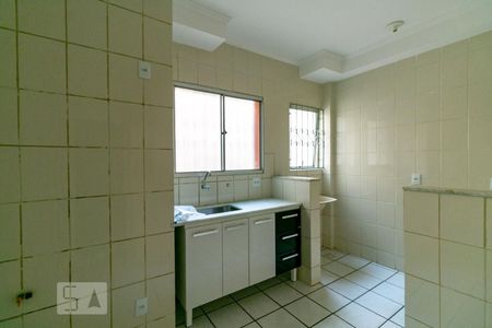Apartamento para alugar com 65m², 2 quartos e 1 vagaCozinha