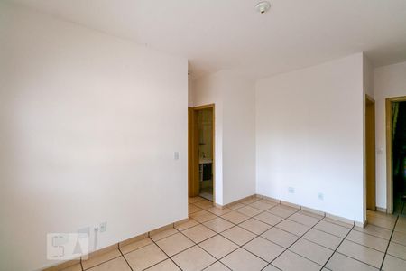 Sala de apartamento para alugar com 2 quartos, 65m² em Planalto, Belo Horizonte