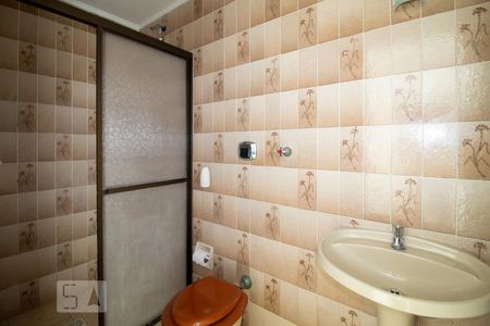 Banheiro 1 de apartamento para alugar com 1 quarto, 43m² em Bom Jesus, Porto Alegre