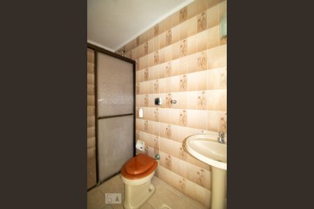 Banheiro 1 de apartamento para alugar com 1 quarto, 43m² em Bom Jesus, Porto Alegre