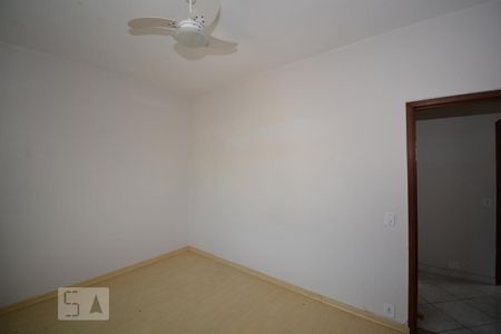 Apartamento à venda com 73m², 2 quartos e 1 vagaQuarto 2