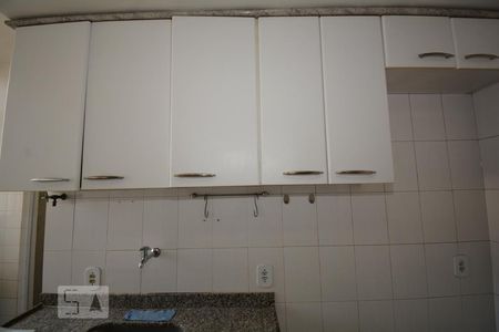 Apartamento à venda com 73m², 2 quartos e 1 vagaCozinha e Área de Serviço - Armários