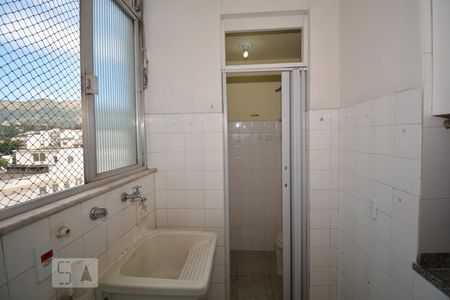 Apartamento à venda com 73m², 2 quartos e 1 vagaCozinha e Área de Serviço