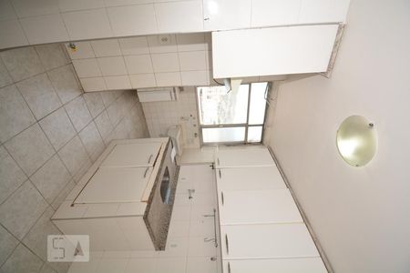 Apartamento à venda com 73m², 2 quartos e 1 vagaCozinha e Área de Serviço