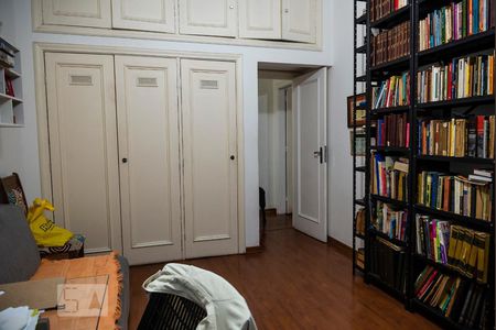 Apartamento à venda com 220m², 4 quartos e 1 vagaQuarto 1