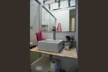 Apartamento à venda com 220m², 4 quartos e 1 vagaBanheiro Social 2