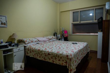 Apartamento à venda com 220m², 4 quartos e 1 vagaSuíte