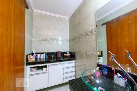 Casa à venda com 191m², 5 quartos e 3 vagasBanheiro da Suite