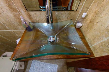 Casa à venda com 191m², 5 quartos e 3 vagasBanheiro de Serviço