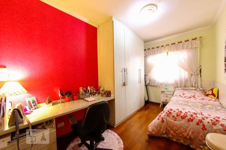 Casa à venda com 191m², 5 quartos e 3 vagasQuarto 3