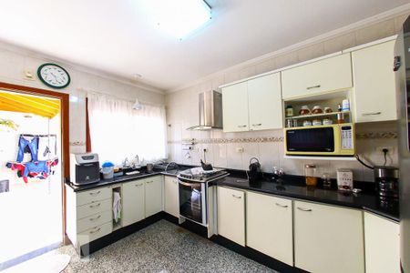 Casa à venda com 191m², 5 quartos e 3 vagasCozinha