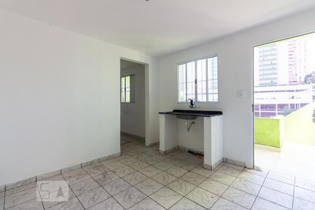 Sala/Cozinha de casa à venda com 1 quarto, 240m² em Bussocaba, Osasco