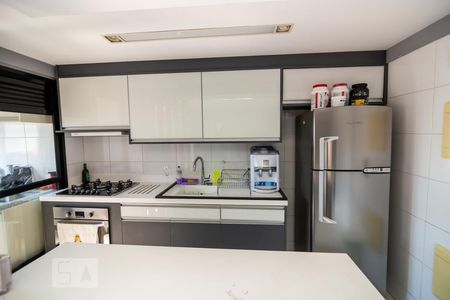 Apartamento à venda com 160m², 3 quartos e 3 vagasCozinha / Lavanderia 