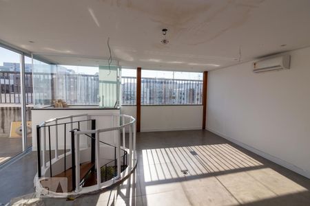 Apartamento à venda com 160m², 3 quartos e 3 vagasCobertura