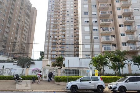 Apartamento para alugar com 63m², 2 quartos e 1 vaga Apartamento para alugar com 63m², 2 quartos e 1 vagaFachada