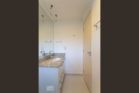 Apartamento para alugar com 63m², 2 quartos e 1 vaga Apartamento para alugar com 63m², 2 quartos e 1 vagaBanheiro da Suíte