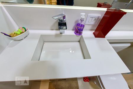 Apartamento à venda com 72m², 3 quartos e 2 vagas Apartamento à venda com 72m², 3 quartos e 2 vagasBanheiro