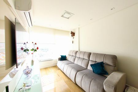 Sala de apartamento à venda com 3 quartos, 72m² em Vila Gustavo, São Paulo