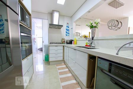 Apartamento à venda com 72m², 3 quartos e 2 vagas Apartamento à venda com 72m², 3 quartos e 2 vagasCozinha
