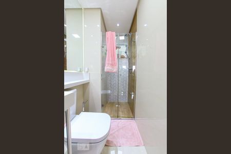 Apartamento à venda com 72m², 3 quartos e 2 vagas Apartamento à venda com 72m², 3 quartos e 2 vagasBanheiro