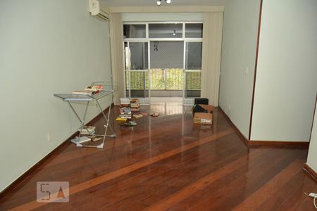 Sala de apartamento para alugar com 3 quartos, 142m² em Jardim Guanabara, Rio de Janeiro