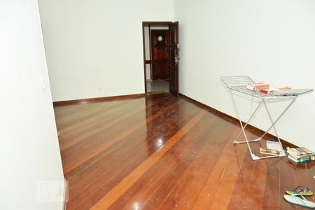 Sala de apartamento para alugar com 3 quartos, 142m² em Jardim Guanabara, Rio de Janeiro