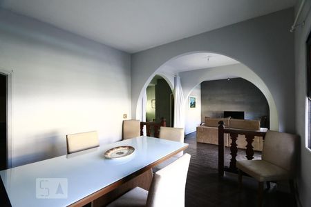 Detalhe Sala de casa de condomínio à venda com 4 quartos, 760m² em Taquara, Rio de Janeiro