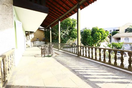 Casa de condomínio à venda com 760m², 4 quartos e 8 vagasvaranda