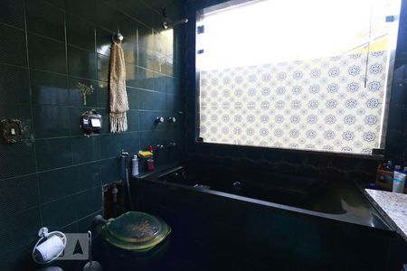 Casa de condomínio à venda com 760m², 4 quartos e 8 vagasBanheiro