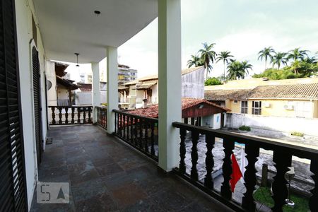 Casa de condomínio à venda com 760m², 4 quartos e 8 vagasvaranda