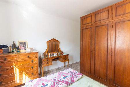 Suíte de casa à venda com 3 quartos, 180m² em Vila Salete, São Paulo