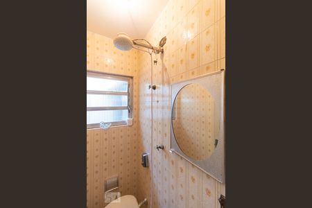 Casa à venda com 180m², 3 quartos e 2 vagasBanheiro de Serviço