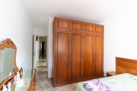 Suíte de casa à venda com 3 quartos, 180m² em Vila Salete, São Paulo