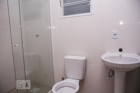 Banheiro de casa para alugar com 1 quarto, 60m² em Santa Tereza, Porto Alegre
