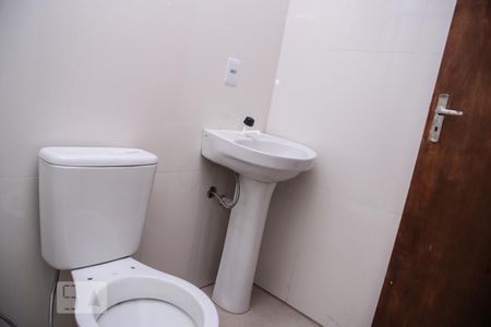 Banheiro de casa para alugar com 1 quarto, 60m² em Santa Tereza, Porto Alegre
